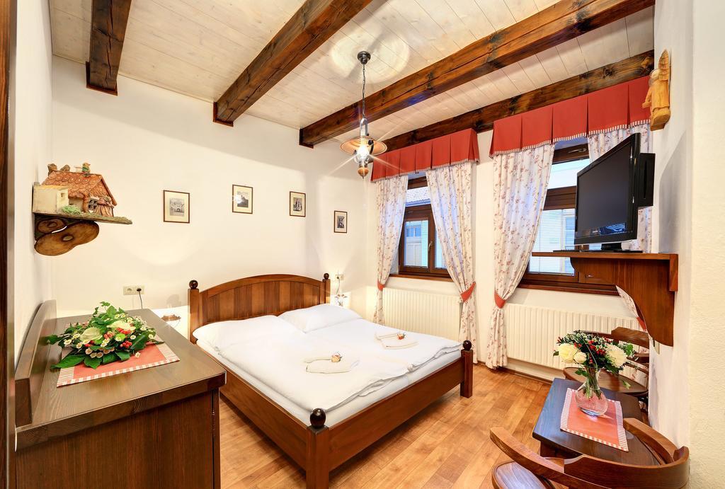 Penzion Pohadka Třeboň Kamer foto