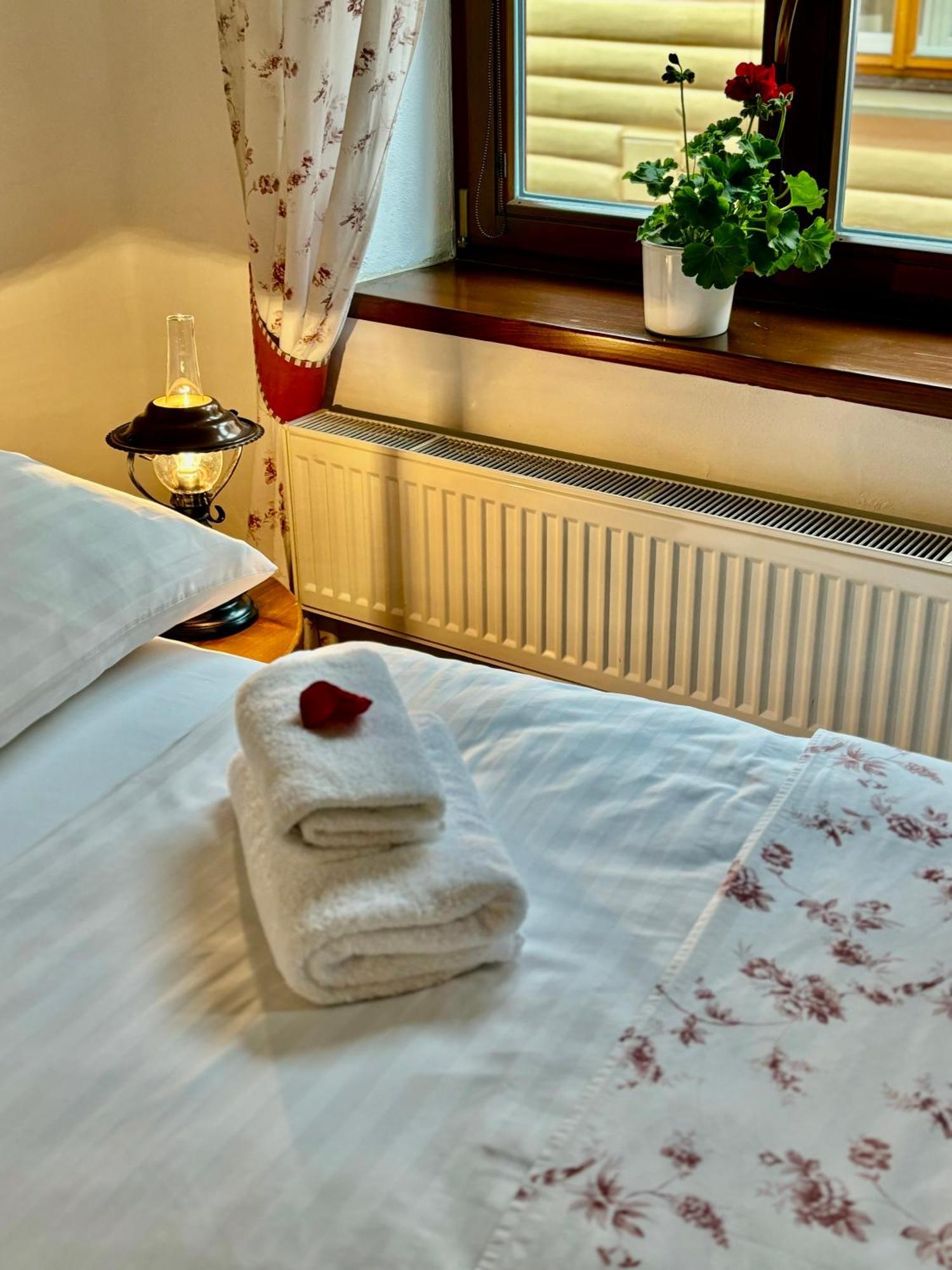 Penzion Pohadka Třeboň Buitenkant foto