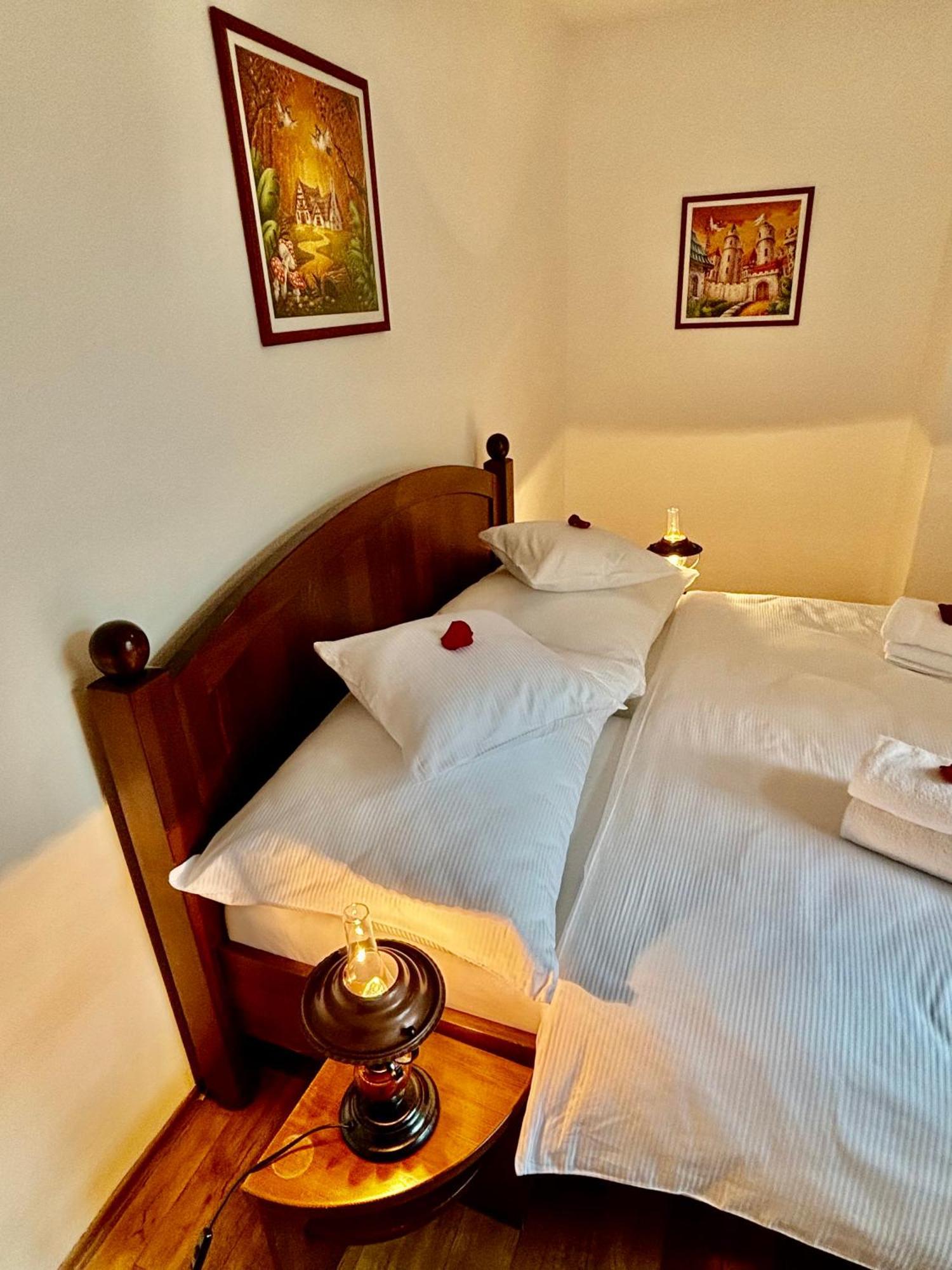 Penzion Pohadka Třeboň Buitenkant foto